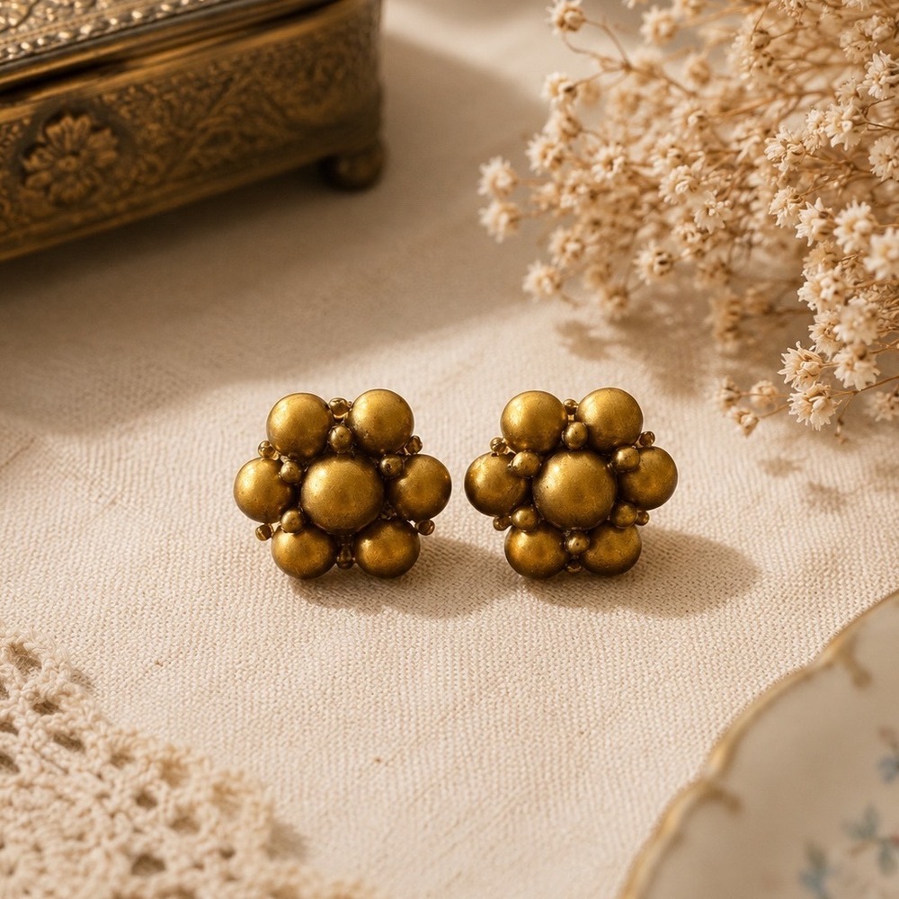 Vintage Japan Gold Tone Cluster Bead Clip On Earrings Mid Century Floral Retro